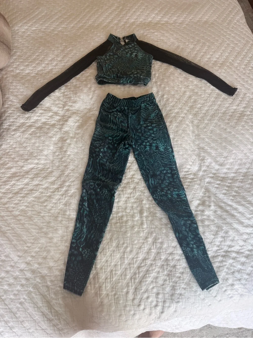 Girls Teal Printed Dance Costume Velvet Legging Crop Top Set with Mesh Sleeves